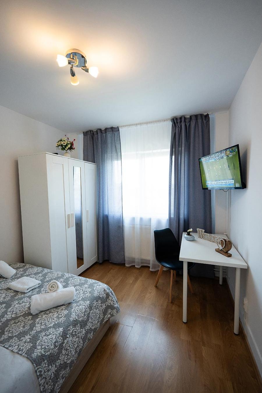 Aurel Vlaicu Apartment- Gara Brasov Exterior photo