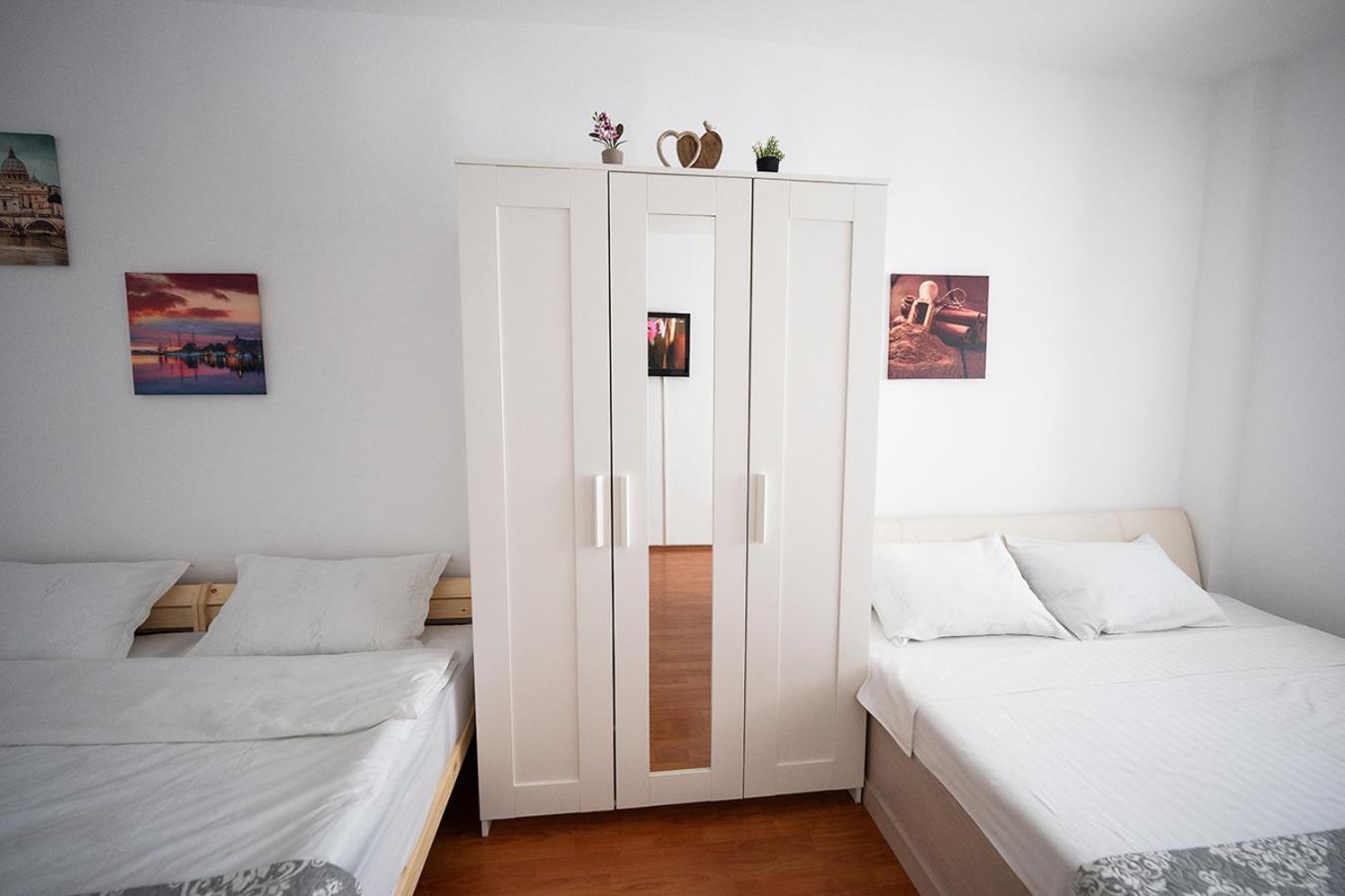 Aurel Vlaicu Apartment- Gara Brasov Exterior photo